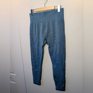GYMSHARK Geo Seamless Women Legging Blue Color Size ? Large? Activewear